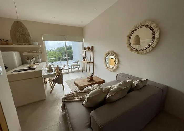New Loft With Beach Club Access